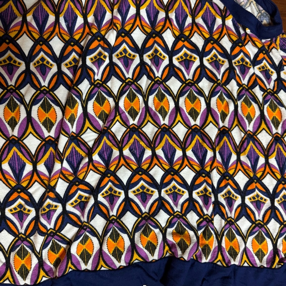 Apt. 9 Navy and Orange Geometric Tank Top - Picture 5 of 5